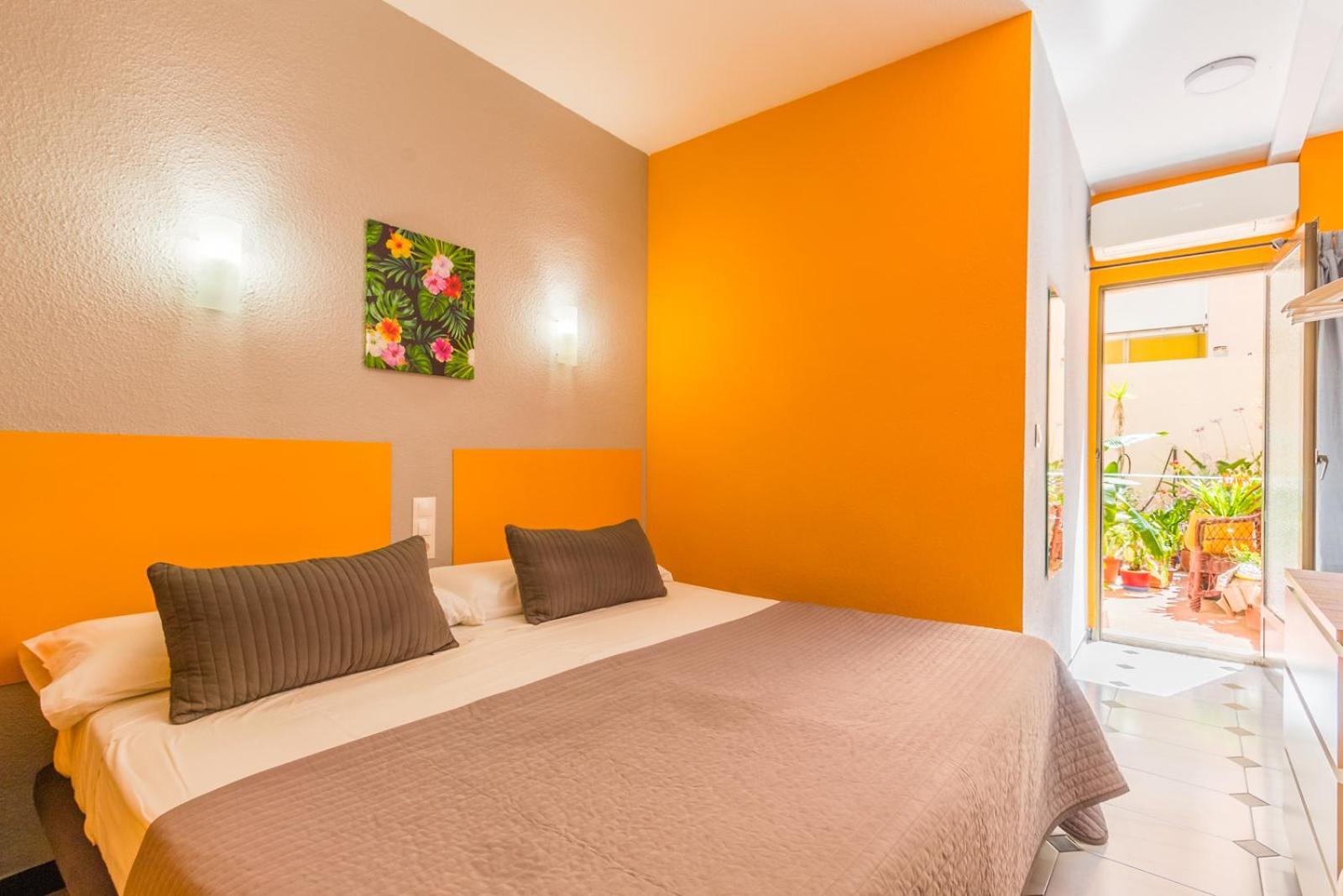 Hostal Tropical 阿尔姆尼卡 外观 照片