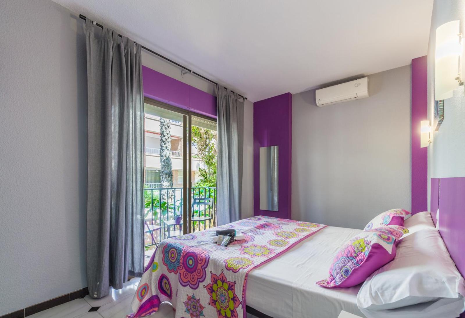 Hostal Tropical 阿尔姆尼卡 外观 照片