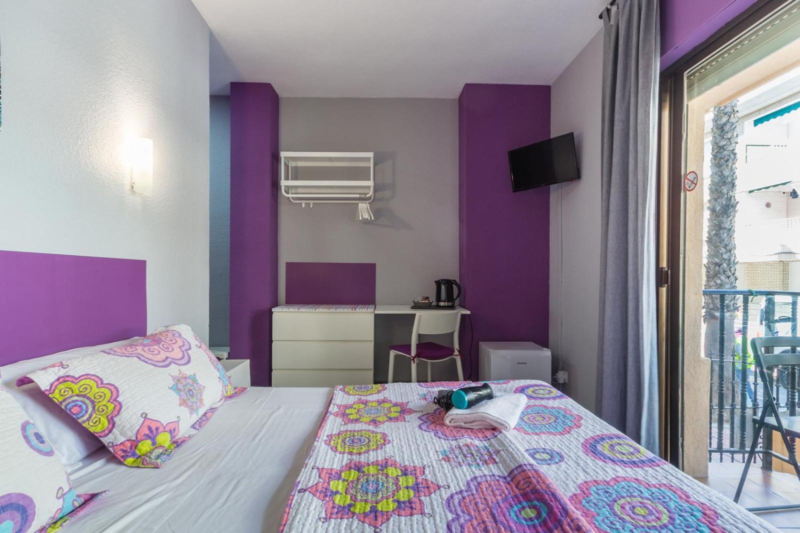 Hostal Tropical 阿尔姆尼卡 外观 照片