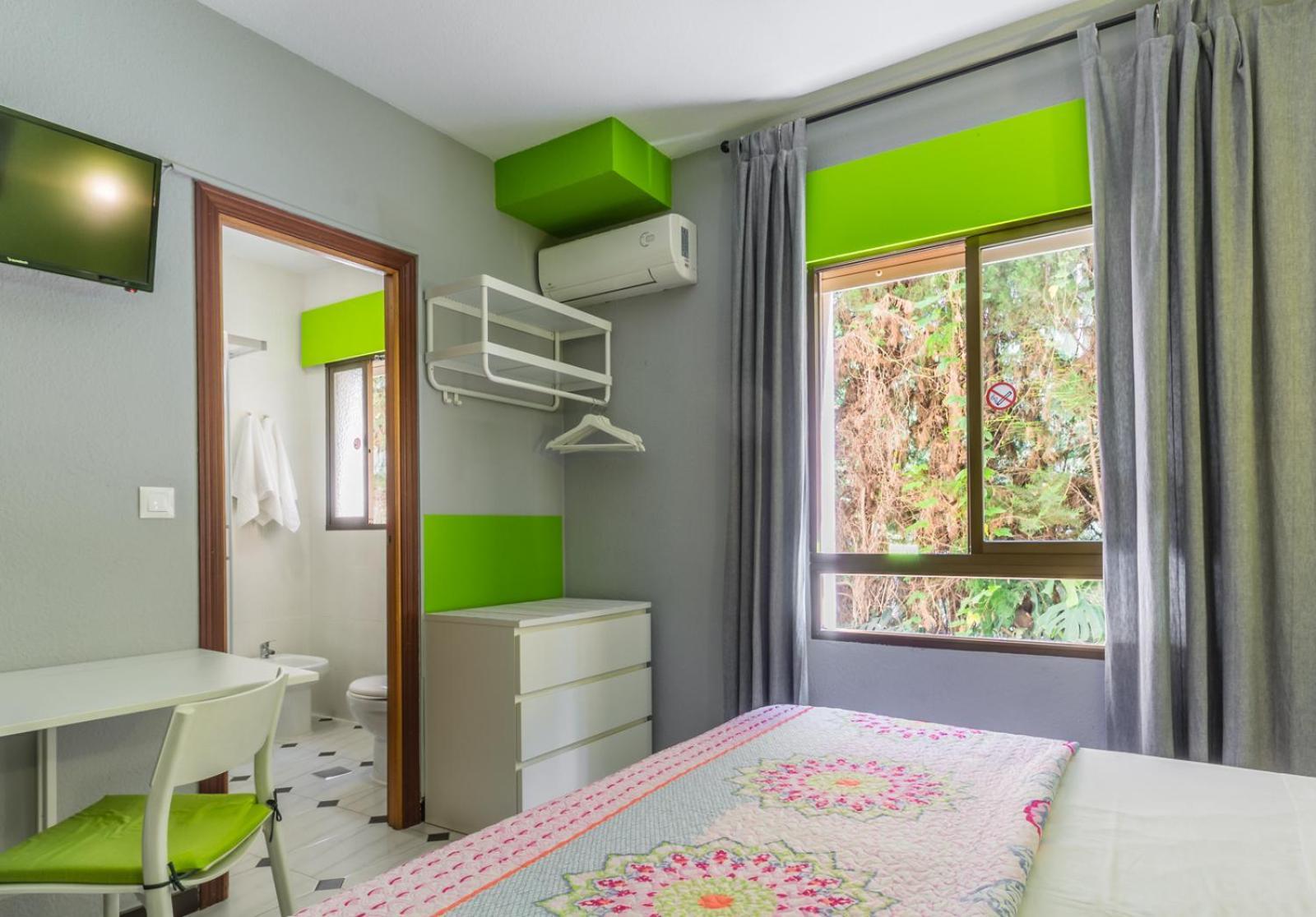 Hostal Tropical 阿尔姆尼卡 外观 照片